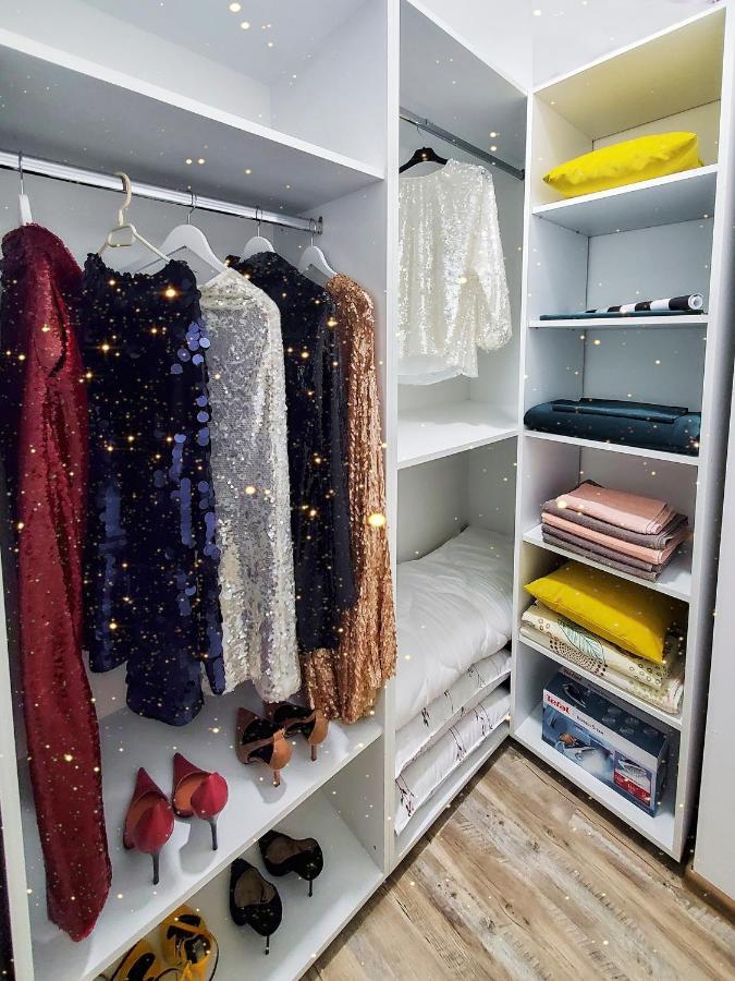 Smarald Apartament Iulius Mall Яш Екстериор снимка